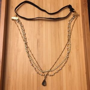 Dauphines of New York headpiece